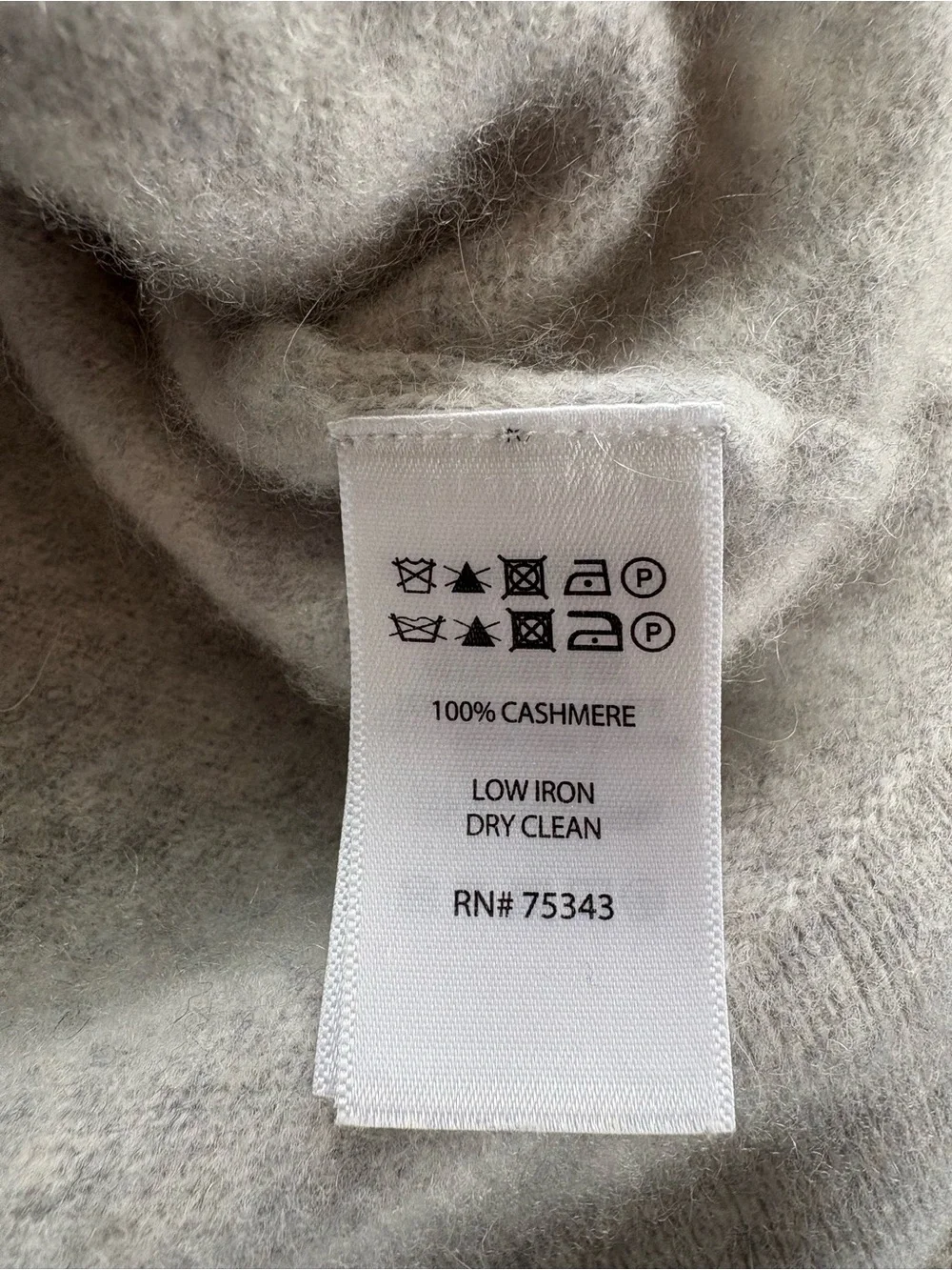 Tahari 100% Cashmere Cropped Shrunken Turtleneck Sweater Y2K Soft Girl - Picture 7 of 8